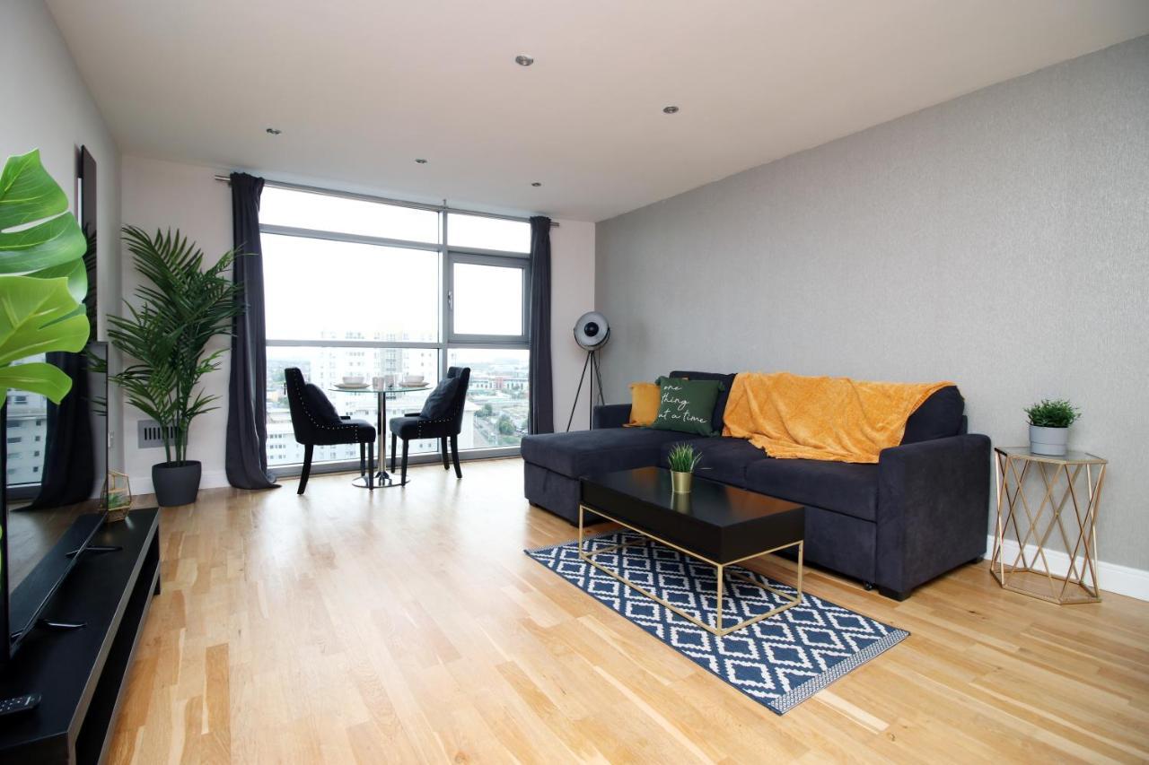 קארדיף The View - Long Stay Offer - Modern Central Apartment And Parking By Cto Serviced Apartments מראה חיצוני תמונה