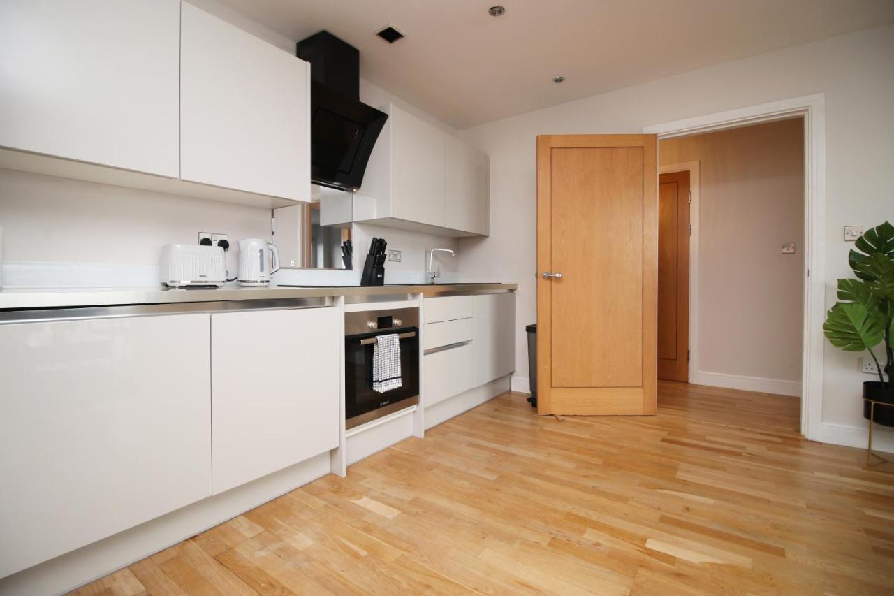 קארדיף The View - Long Stay Offer - Modern Central Apartment And Parking By Cto Serviced Apartments מראה חיצוני תמונה