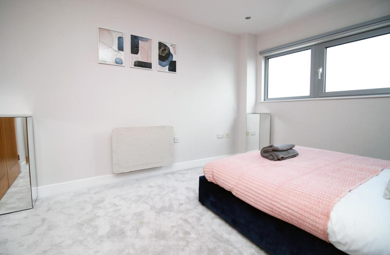 קארדיף The View - Long Stay Offer - Modern Central Apartment And Parking By Cto Serviced Apartments מראה חיצוני תמונה