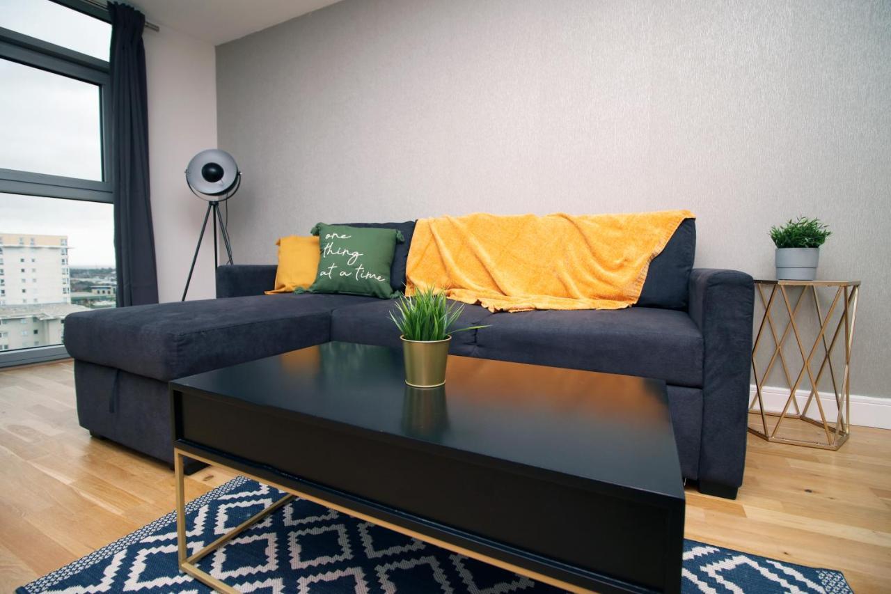 קארדיף The View - Long Stay Offer - Modern Central Apartment And Parking By Cto Serviced Apartments מראה חיצוני תמונה